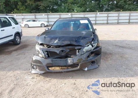 2011 Toyota Camry Se/Le/Xle z USA, uszkodzony, nr VIN 4T1BF3EK2BU682261